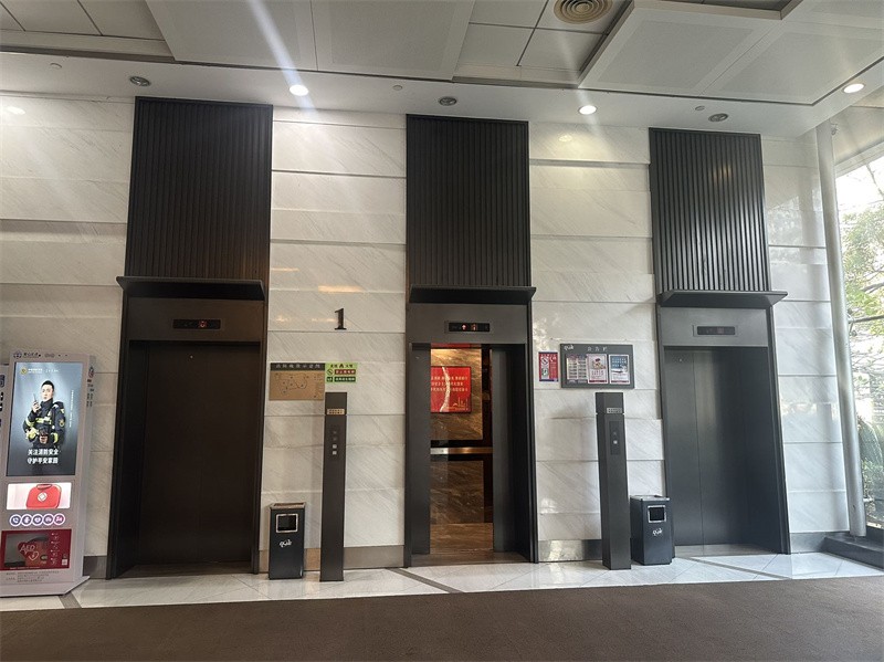 电梯厅